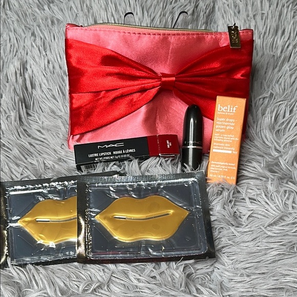 MAC LADY BUG Lustre Lipstick & Belif SUPER DROPS Vit C & Ipsy Bag & 2 Lip Masks - Picture 1 of 9